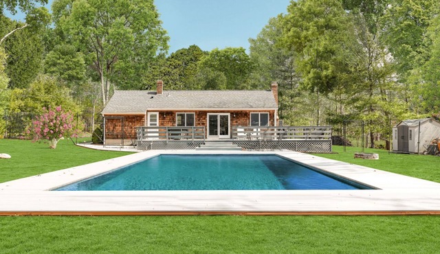 Charming East Hampton Home, Private Pool, Fenced in Yard, Perfect For Families