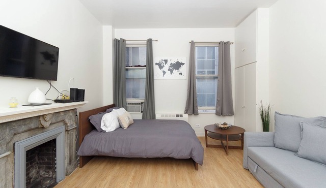 Charming studio with Queen Bed and Sofa bed in welcoming New York