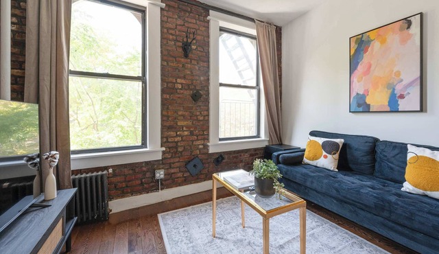 Chic downtown 1br Best location
