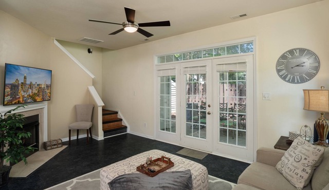 Cleanliness Compliant Standards✩Pet-friendly✩2 Master Suites✩Quiet Neighborhood