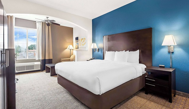 Comfort Suites New Orleans East