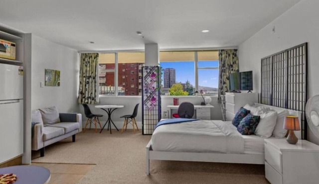 Comfortable Studio with Parking and Seaview