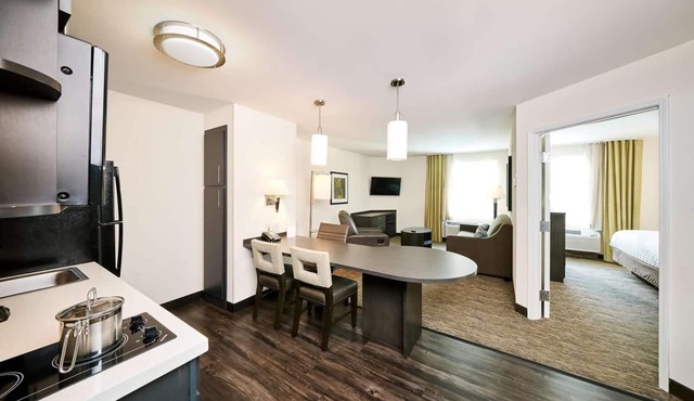 Comfortable Suites Near Morristown Green with NYC Commute | 3 Units