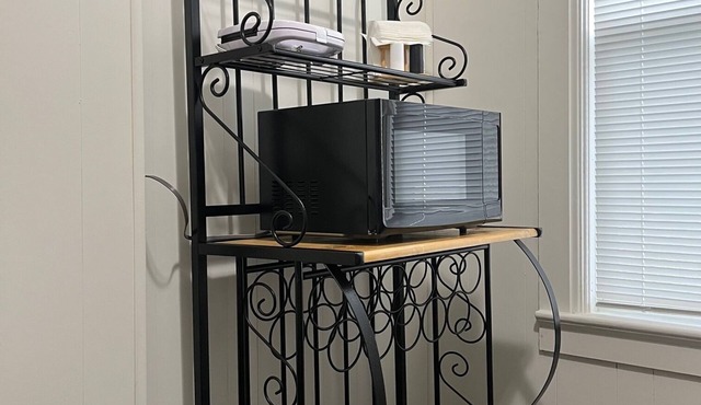 Cozy 1 Bedroom, Ideal for Traveling Professionals