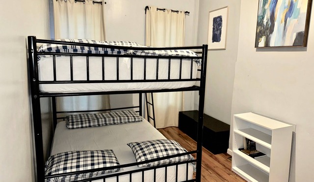 Cozy bed & breakfast in beautiful Brooklyn with AC, WiFi
