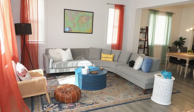 Cozy Chic 3-Bedroom Palace Near I-85/UNCC