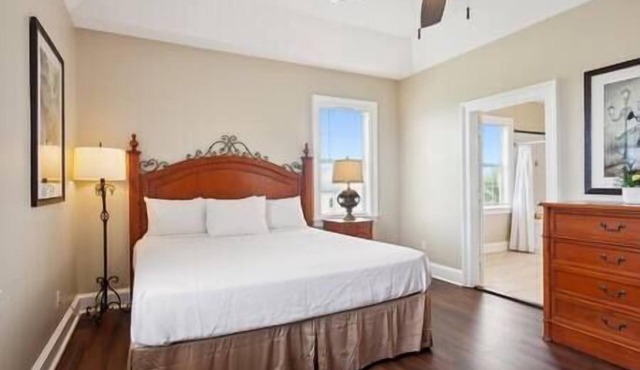 Cypress Cottage St.3