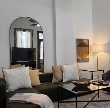 Delightful Canal Street Family Home in Mid-City