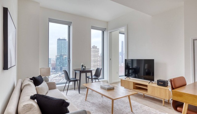 Deluxe Clinton Hill 1BR w/W/D, Gym & Pool, nr BAM, by Blueground