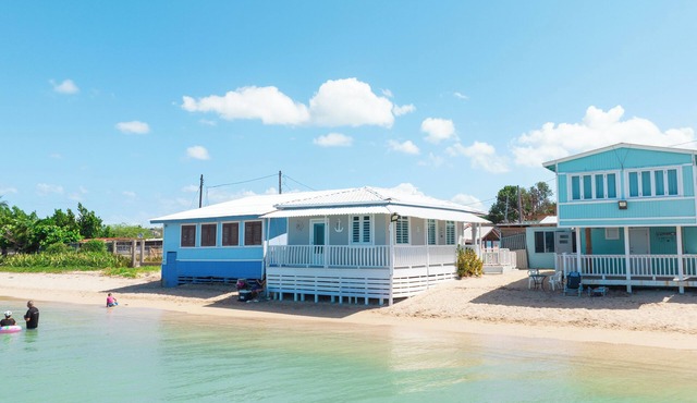 Deymar Front Beach House