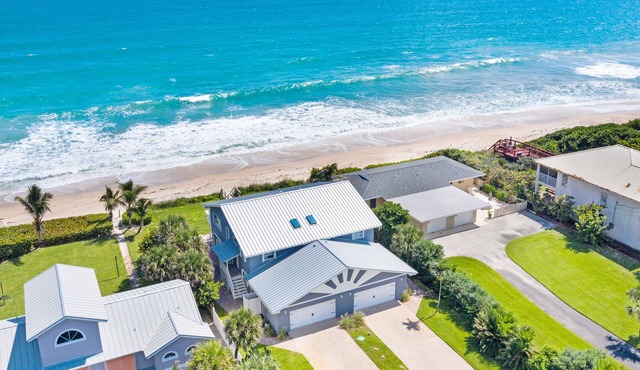 Direct Oceanfront Heavenly Retreat