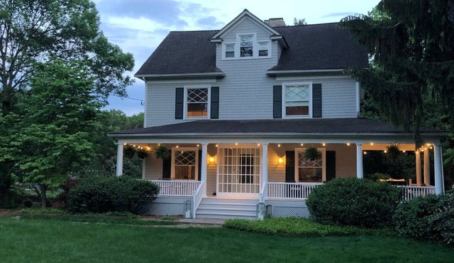 Distinctive 4-Bed 4.5 Bath Victorian Home in Beautiful Summit NJ. Fully Updated.