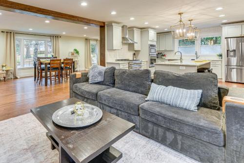 Dog-Friendly Yard, 5 Mi to Uptown: Charlotte Home