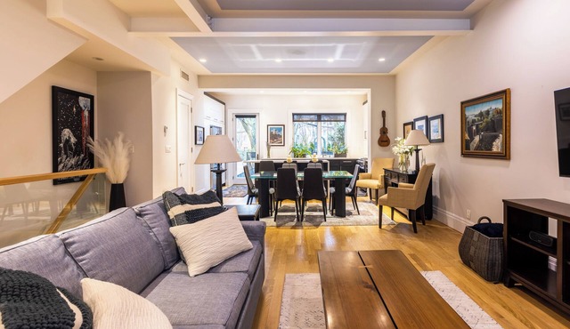 Duplex Williamsbur 5 minutes to waterfront