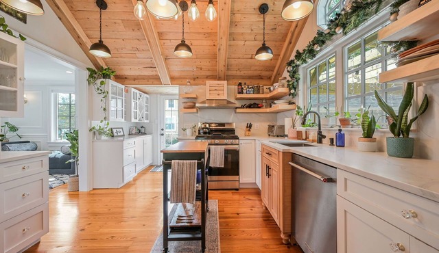Elegant Patchogue Manor
