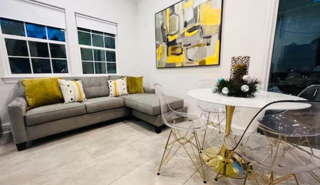 Fab lil home Central to all NOLA/near City Park