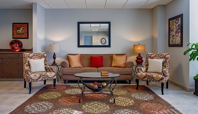 Federal City Inn & Suites