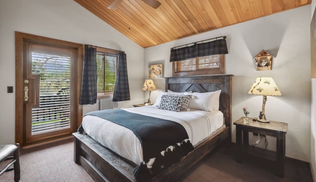 Good Medicine Lodge Bed & Breakfast