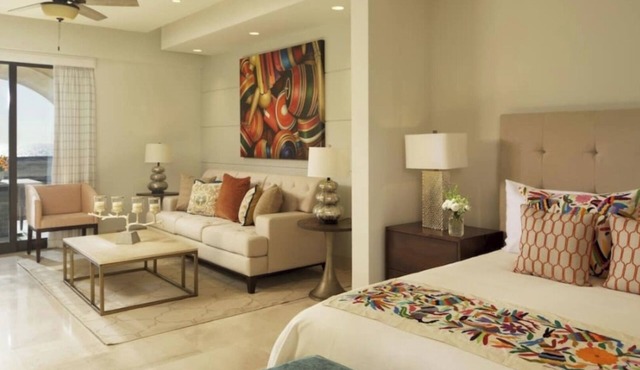 Grand studio with Private Beach at Dunes & Discounted Golf Package luxurious