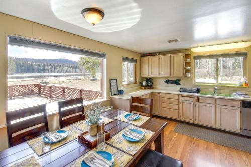 Hike, Bike & Boat: Cabin w/Dock on Seeley Lake!