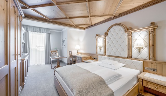 Hotel Trofana Royal