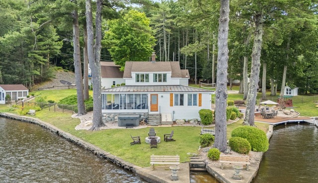 Lake House in Sturbridge w/All the Views!