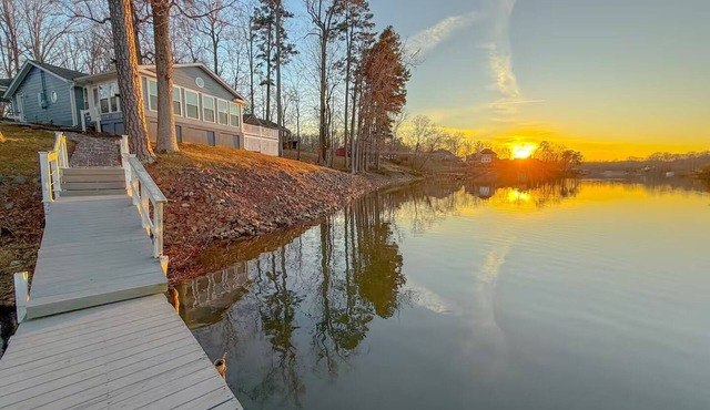 Lake House w/Dock and BIG Views