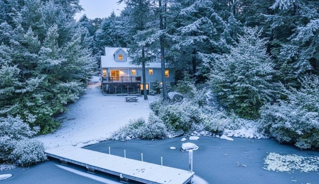 Lakeside Escape - 4BR/2BA Retreat 2hrs from Boston