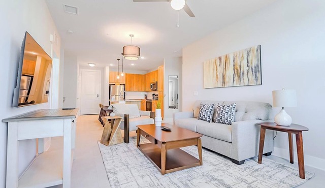 Landing | Modern 2BD, Pool, Clubhouse