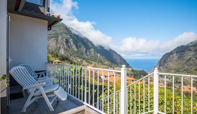 Landure Baixo by Madeira Sun Travel