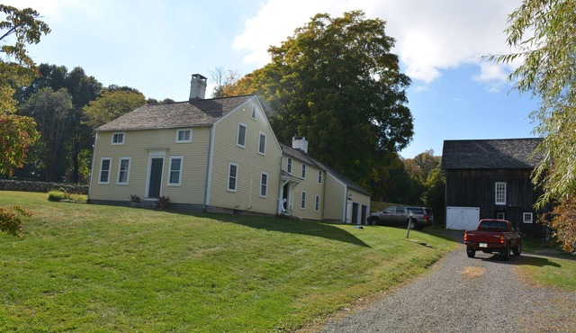 Large family compound , guest house, barn, pool on 13 acres