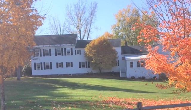 Lg/Charming Updated Farmhouse Historic Picturesque Walpole NH/VT Border sleeps 9