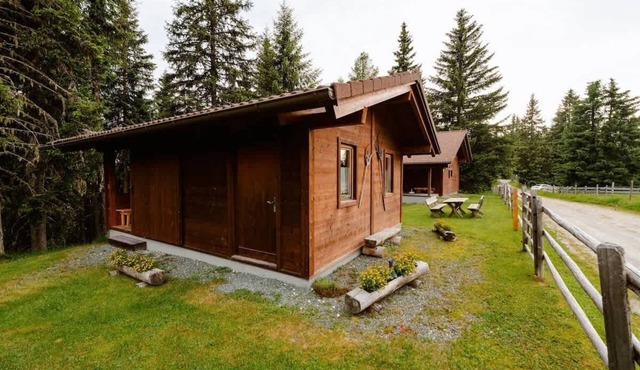 Lima Alpine Lodges - Almhaus Theresia