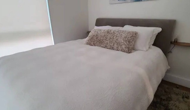 Lovely Huge 2 bedroom apt in Bedford-stuyvesant