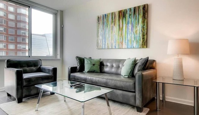 Lower Manhattan Skyline Views | 1BR nr Waterfront | Jersey City