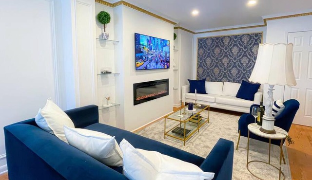 Luxurious Room near LaGuardia & JFK