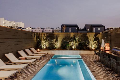 Luxury New Home Heated Pool and Spa