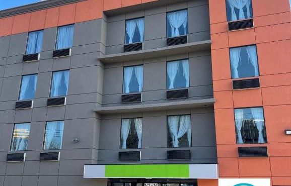 Magna Hotel JFK AirTrain