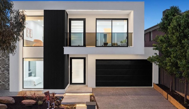 Masterpiece luxury house in heart of Craigieburn