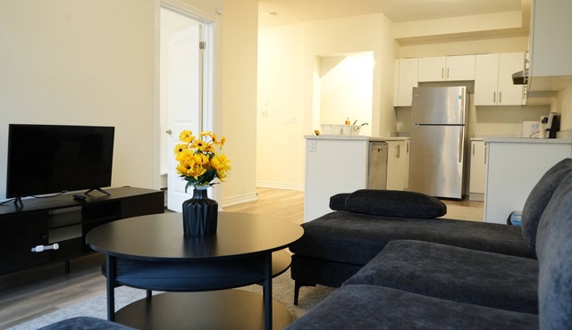 Modern 3BR/2.5 Bath House Minutes to Niagara Falls