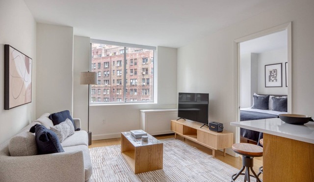 Nice Midtown East 2BR w/Doorman & Gym, nr Sutton Park, by Blueground