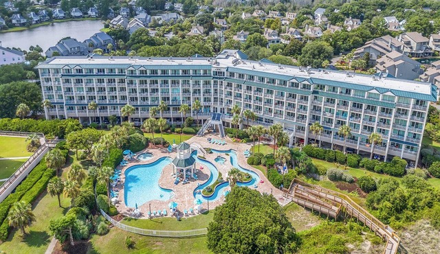 Oceanfront 1BR Luxe Bridgewater Suite w/Ocean & Resort Views @Litchfield Beach