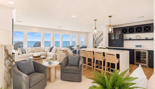 Oceanfront Luxury Retreat 7BR 7BA Rooftop Terrace Steps to TYDE Venue