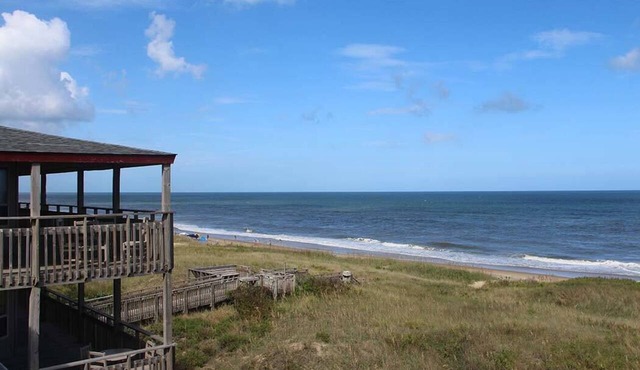 Oceanfront - One Bedroom unit in OBBC1 Resort,Ground floor easy access to beach