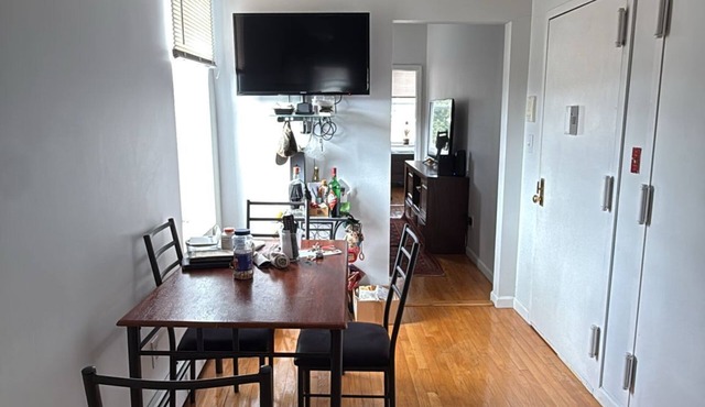 One bedroom available in desirable Ridgewood Queens.