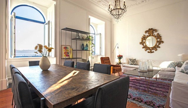 Palatial Waterfront Property Suitable For Groups