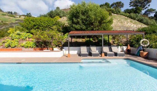 Panoramic View 5BR/3Bath Pool Private Tennis Court