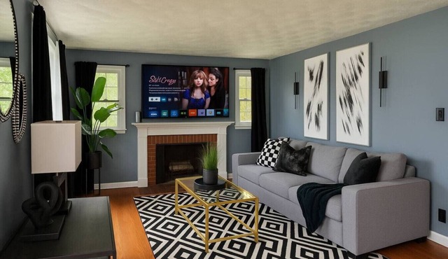 Pet-Friendly 3BR w/King Bed Near Parks & Museum