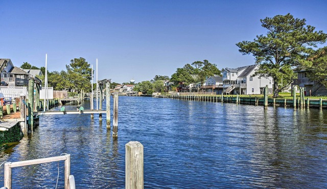 Private Boat Dock: Fun OBX Family Getaway w/Deck