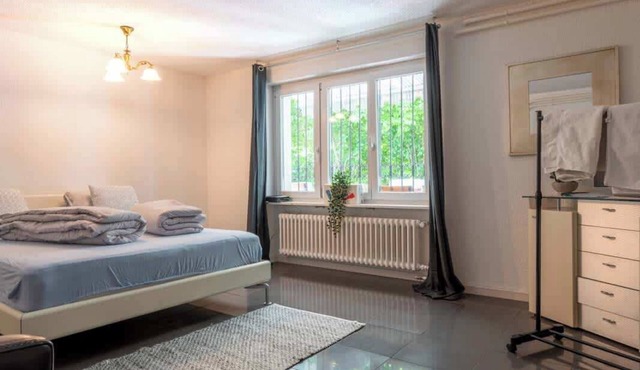 Private King Room | Garden | 8min Airport